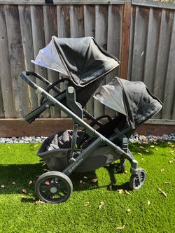 Uppababy Vista Double Stroller 2019 with Rumble Seat -Jake