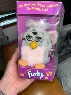 FURBY toy !!!