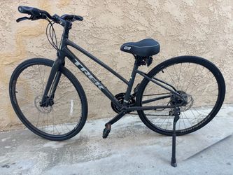 2021 TREK FX1 hybrid bike 27”
