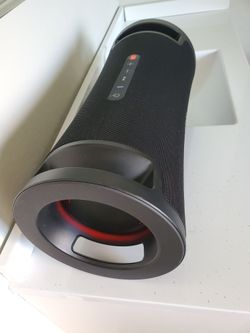 Sony ULT Field 7  Powerful, Portable Wireless Bluetooth Party Speaker. Super Bass. Powerful Loud Sound.