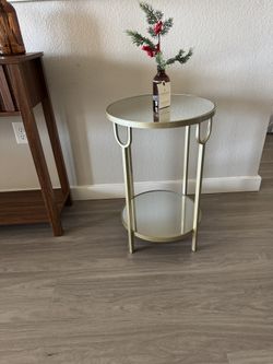 Gold Mirrored Side Accent Table