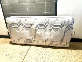 Twin mattress only slightly used