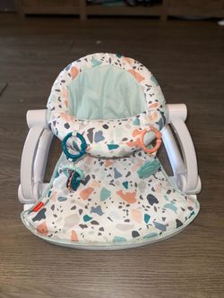 Baby floor seat
