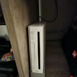 Nintendo Wii And Games 