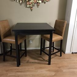 Dinex Beta Extension Counter Table w/Counter height Stools