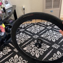 700x24c Front Rim