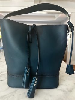 Louis Vuitton Lockme Bucket Bag