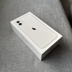 iPhone 11 Box 
