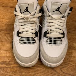 Jordan 4 Retro