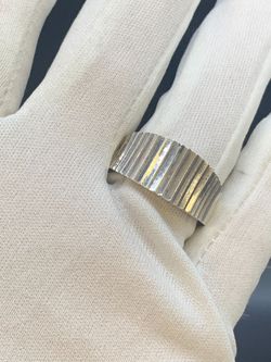 Silver ring #34106