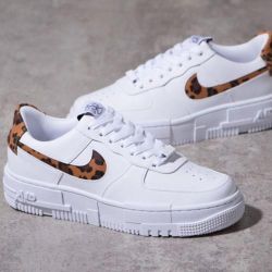NIKE AF1 Pixel White 11w Rare Leopard