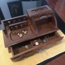 Vintage Jewerly Box
