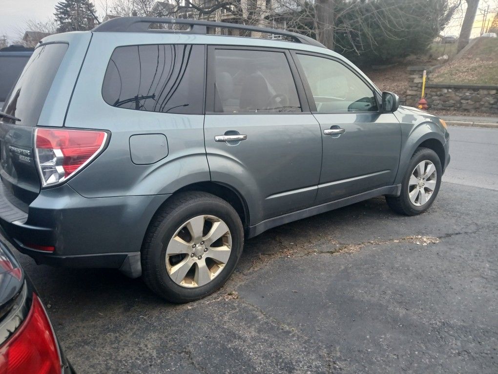 Part Out 2010 Forester