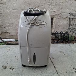 Dehumidifier 