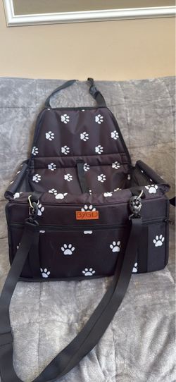 BYGD Pet Car Seat Booster with Straps