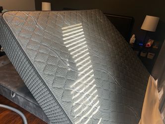 King Size Extra Firm Mattress - Comfort Sleep Moonstone (Clean!)