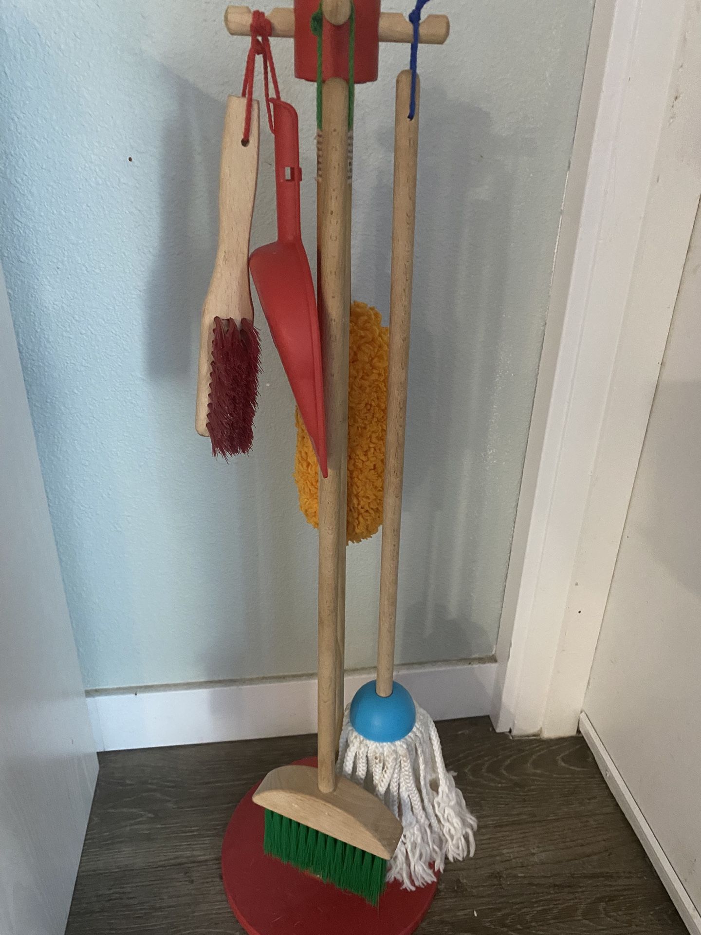 Melissa & Doug Kids Cleaning Set