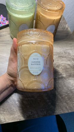 Leoben Company  18oz. Vegan soy wax blend. Infused With Essential Oils.