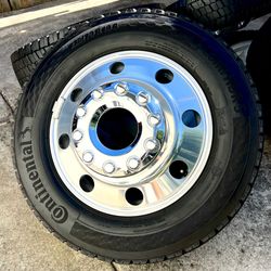 New 2026 19.5" Ford F450 OEM Wheels w/ Sensors and 225/70r19.5 Continental HDR5 95% Tread