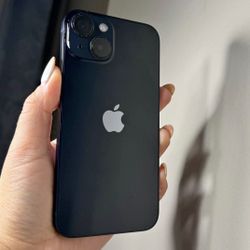 Apple iPhone 14. 5G  Unlocked 