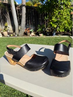 Women’s Size 40 (Size 9) Black Dansko Thea Clog Womens Shoes