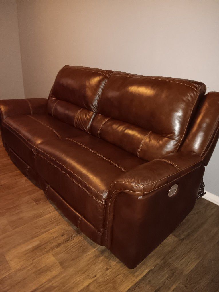 Catanzaro Dual Power Reclining Sofa