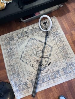 Ring Light with Extendable Tripod Stand