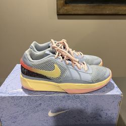 Ja 1 Nike GS ( Size 6 Youth) 
