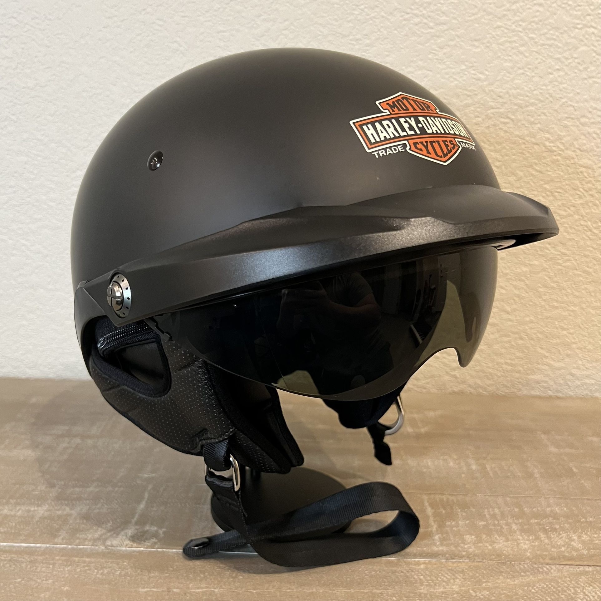 harley-davidson helmets and scorpion Exo-Combat II Motorcycle Helmet 1 convertible helmet with a refined 1/2 helmet profile Visor Harley Hybrid Helmet Scorpion