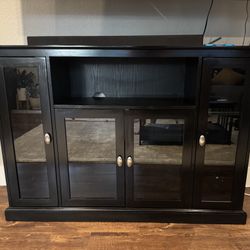 Near Perfect Condition Black Convenience Concepts Summit Highboy TV Stand