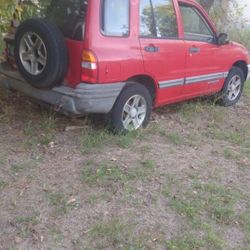 2002 Chevrolet Tracker