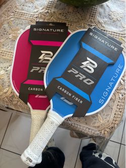 Signature paddles pickle ball
