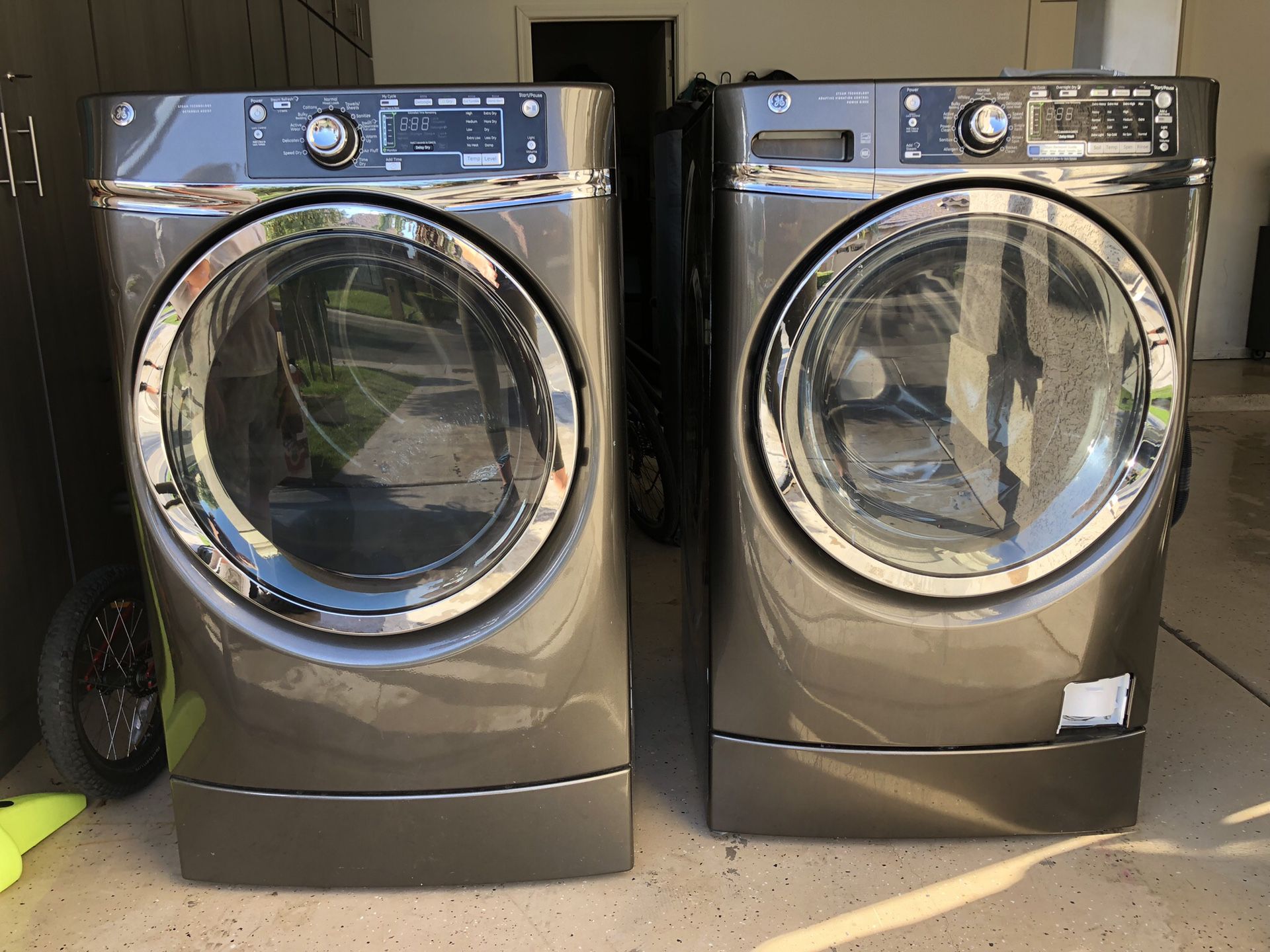 GE Electric Washer Dryer combo