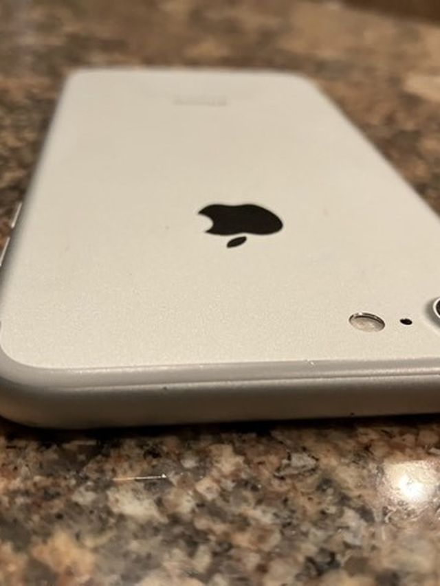 IPHONE 6 PLUS GOLD UNLOCKED