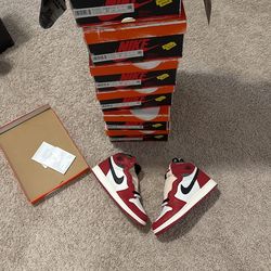 Air Jordan 1 Retro High OG “Chicago Lost & Found” GS Size 5y,6y,6.5y,7y