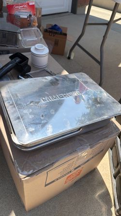 Stove top smoker
