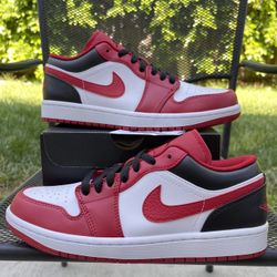jordan 1 low m size 7.5/9.5/10.5/11.5/12.5/15