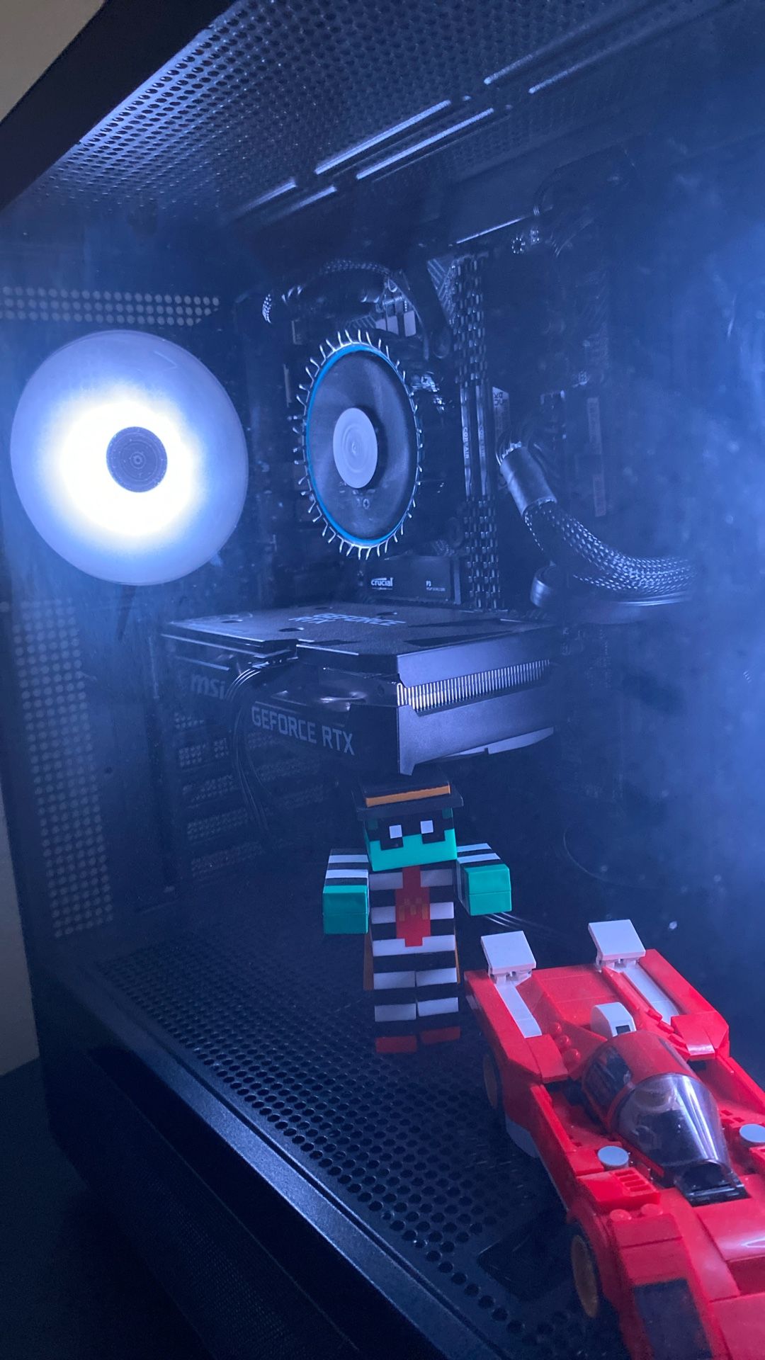 Montech Fish tank Gaming Pc