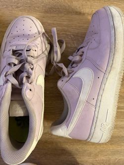 Women’s shoes