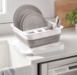 Bright room Collapsible Dish Drainer $15