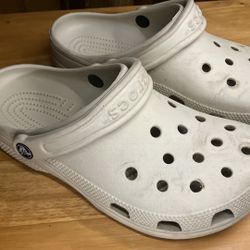 White Crocs Classic Clogs W8 M6