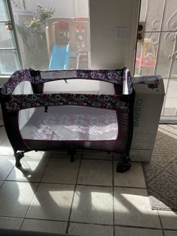 Evenflo portable crib