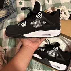Jordan 4 White Thunder 