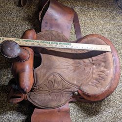 16in handmade by williams leather horse saddle USED