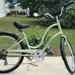 ELECTRA TOWNIE 7D BICYCLE