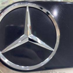 Mercedes -benz G63 Plate Spear Tire