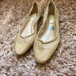 Women’s Flats 