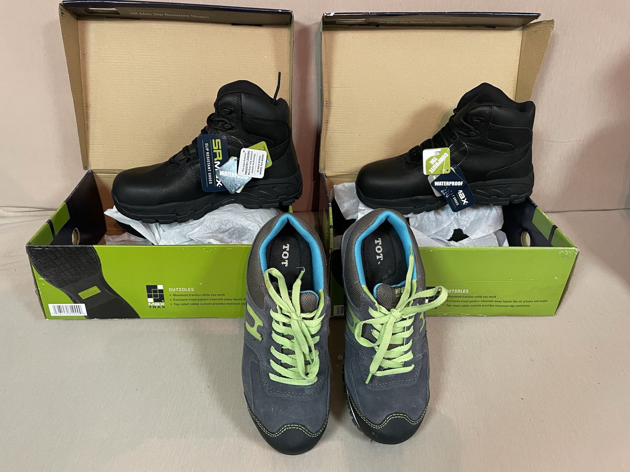 Women’s Steel Toe /Waterproof Boots New & Women's Steel Toe Sneakers Slightly Used Size 7.5