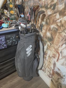 Complete golf clubs with bag (12 clubs) GREAT SET FOR BEGINNERS ,RIGHT HANDED