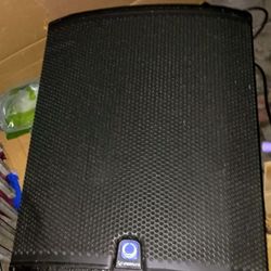 IQ10 2500 Watt loud speaker 